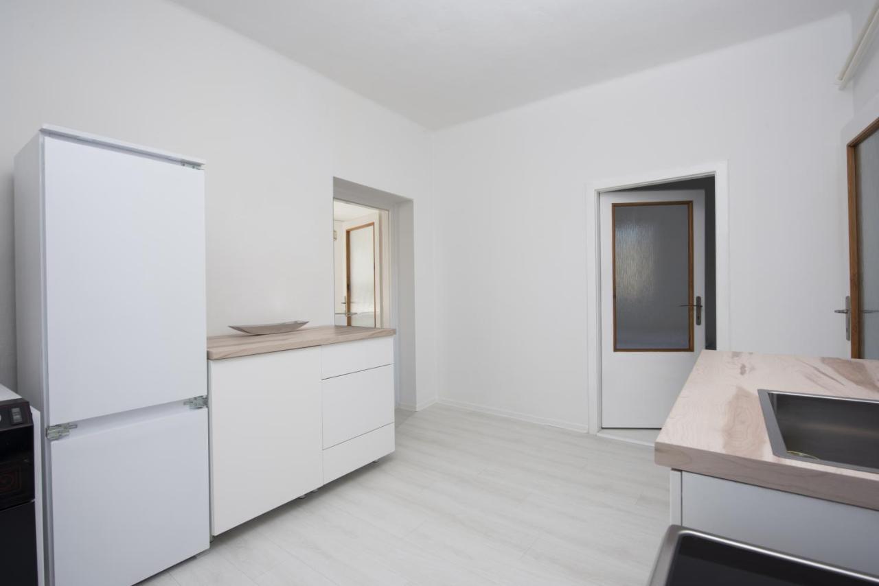 Piestany House With Garden Veronika Екстер'єр фото