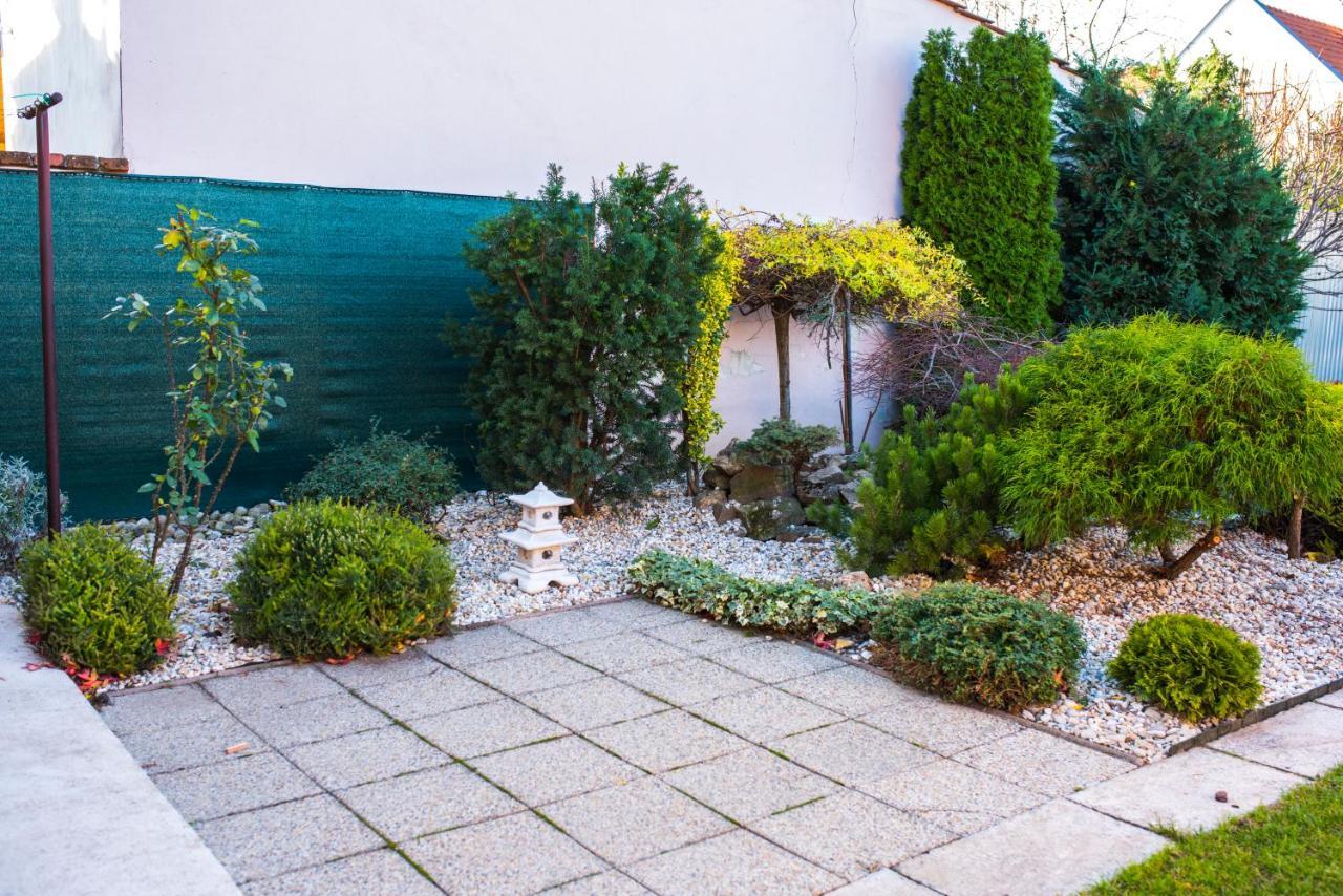 Piestany House With Garden Veronika Екстер'єр фото